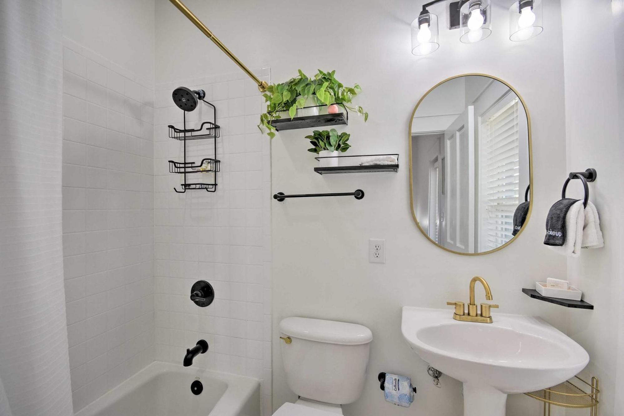 סנטה רוזה ביץ' Beverly Bungalow Easy Walk To Seagrove Beach מראה חיצוני תמונה