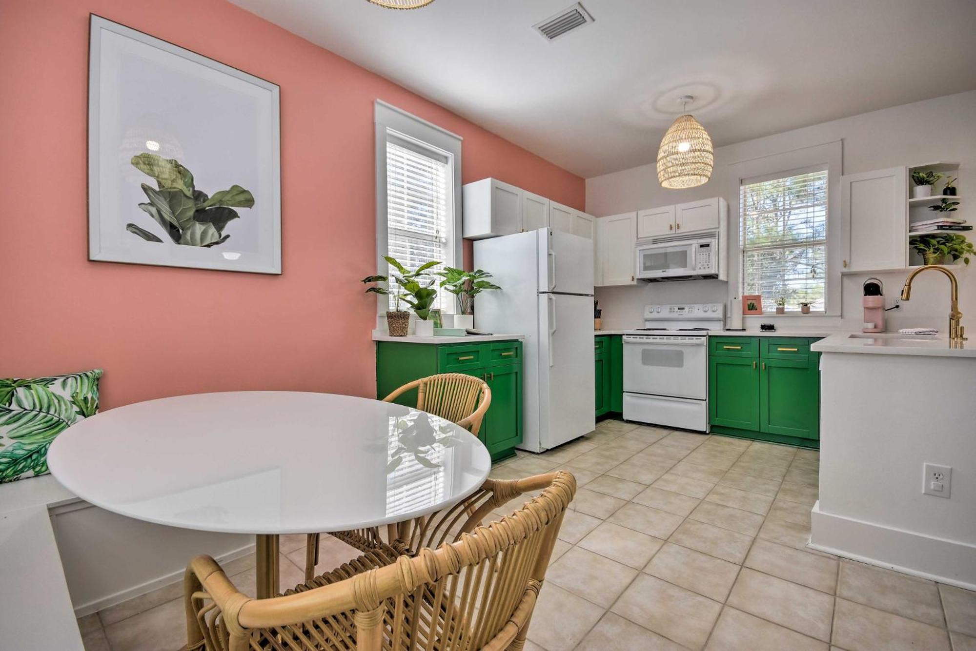 סנטה רוזה ביץ' Beverly Bungalow Easy Walk To Seagrove Beach מראה חיצוני תמונה